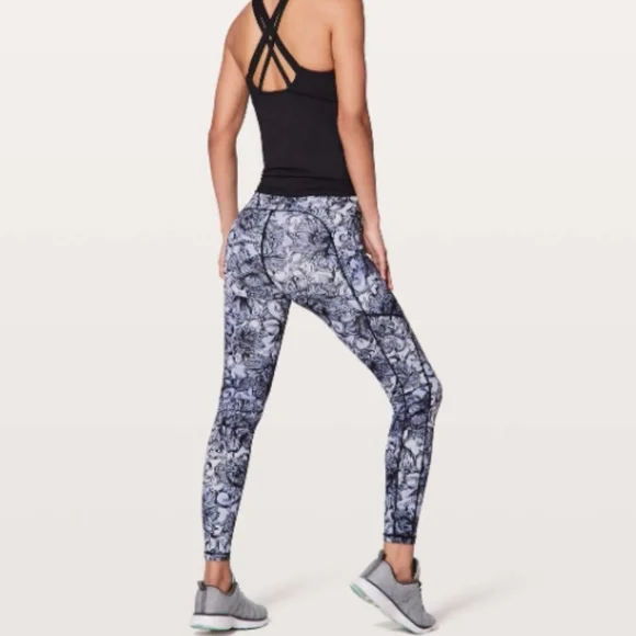 Lululemon Speed Up Tight Floral Print Hanakotoba Starlight Multi 28" Luxtreme - Picture 4 of 8